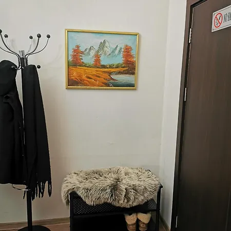 Private In Snezhanka פמפורובו