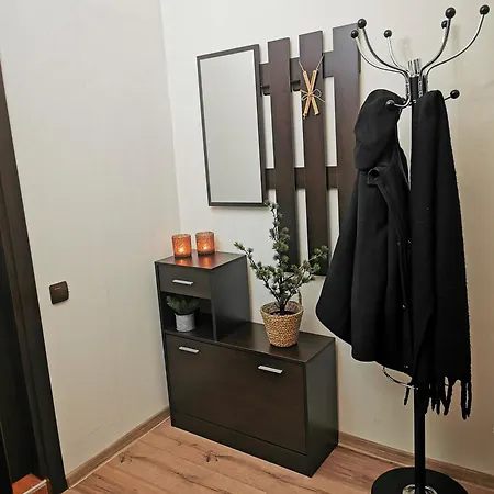 Private In Snezhanka *