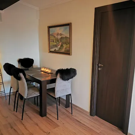 דירה Private In Snezhanka *